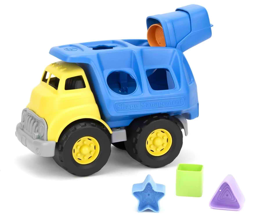 Trieur de formes Camion poubelles de tri GreenToys en plastique recyclé, jouet pour un an
